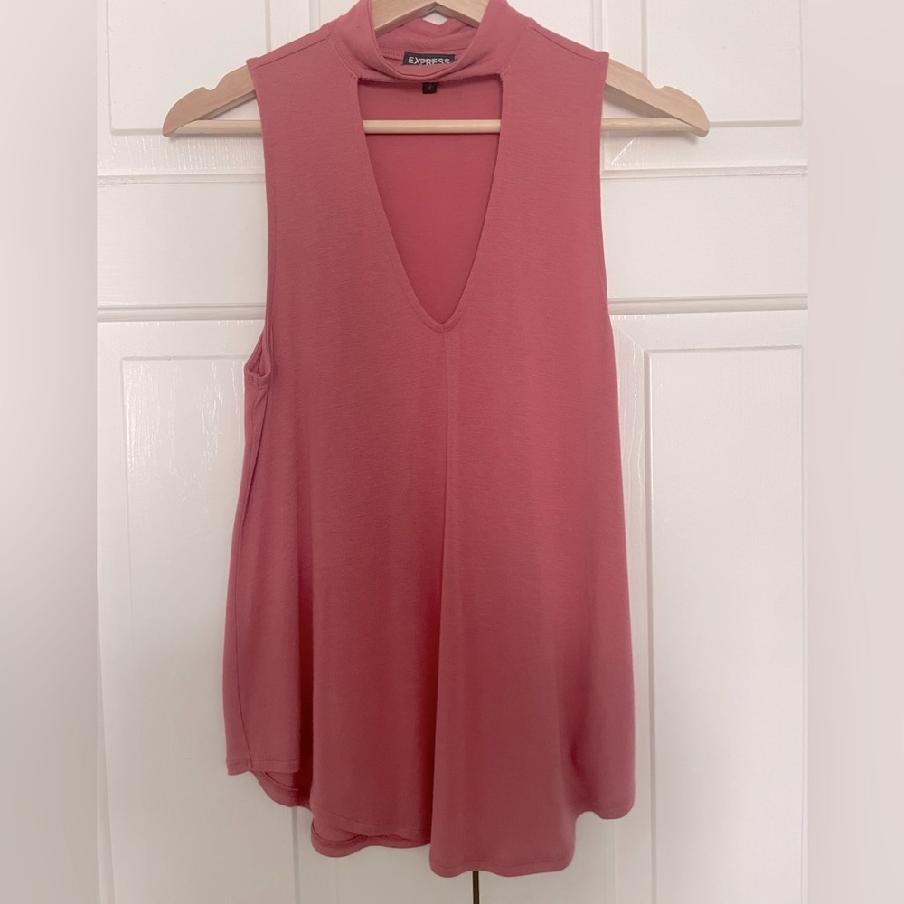 Express Coral Top